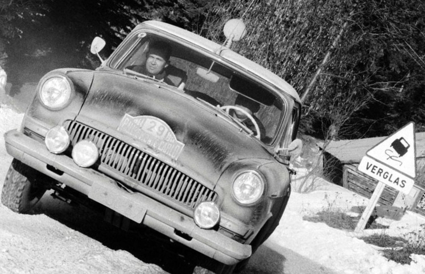 Photo Mosolov-Degtyarev – GAZ-21 Volga – Rallye Monte-Carlo 1964 – Neige – 15x20