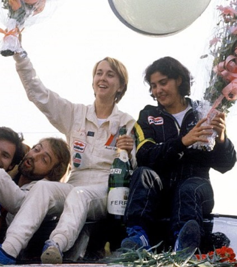 Photo Michèle Mouton & Fabrizia Pons – Audi Quattro Rallye San Remo 1981 - 15x20