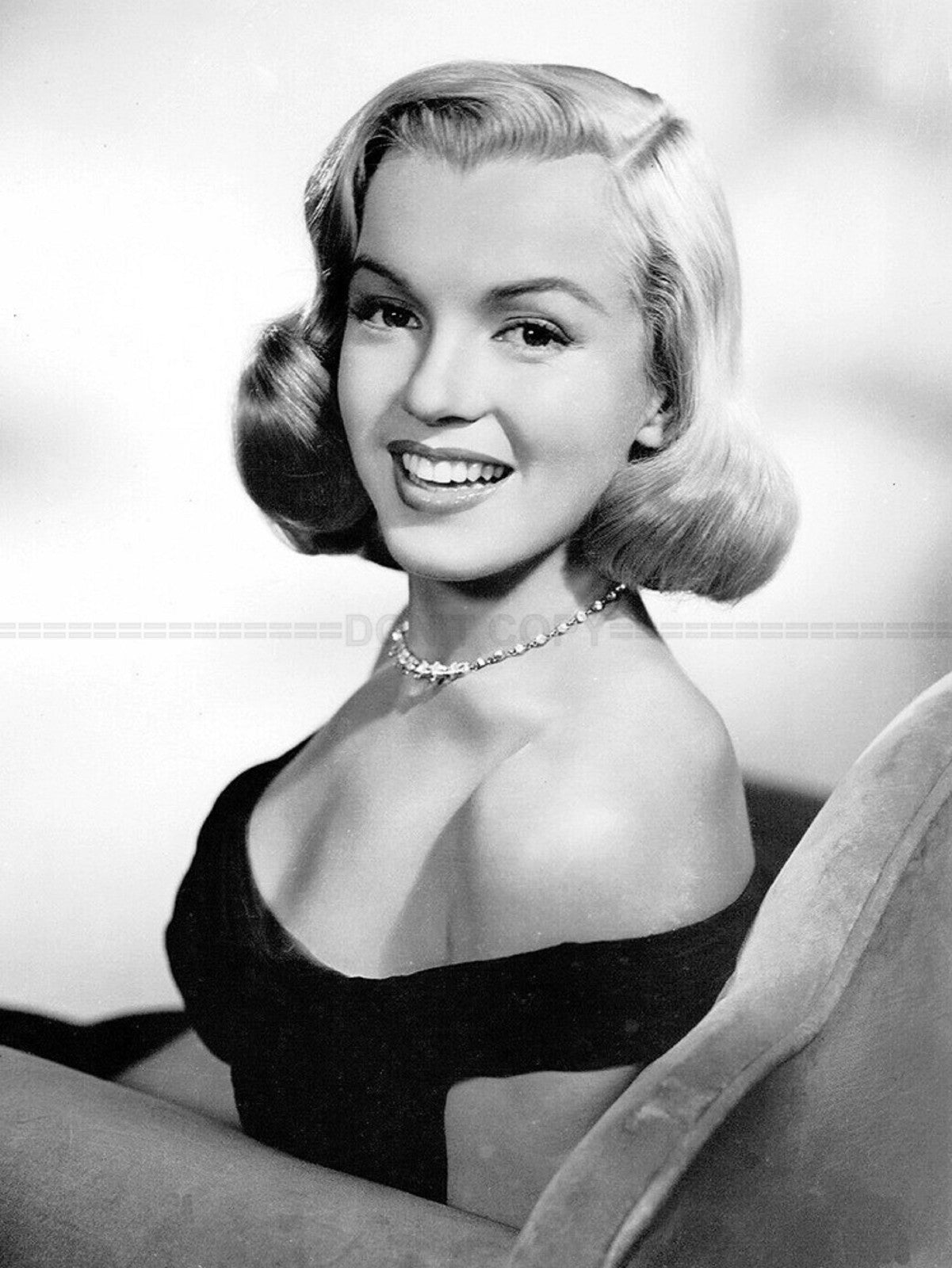 Photo Marilyn Monroe - Quand la ville dort (1950) - Noir et blanc - 15x20